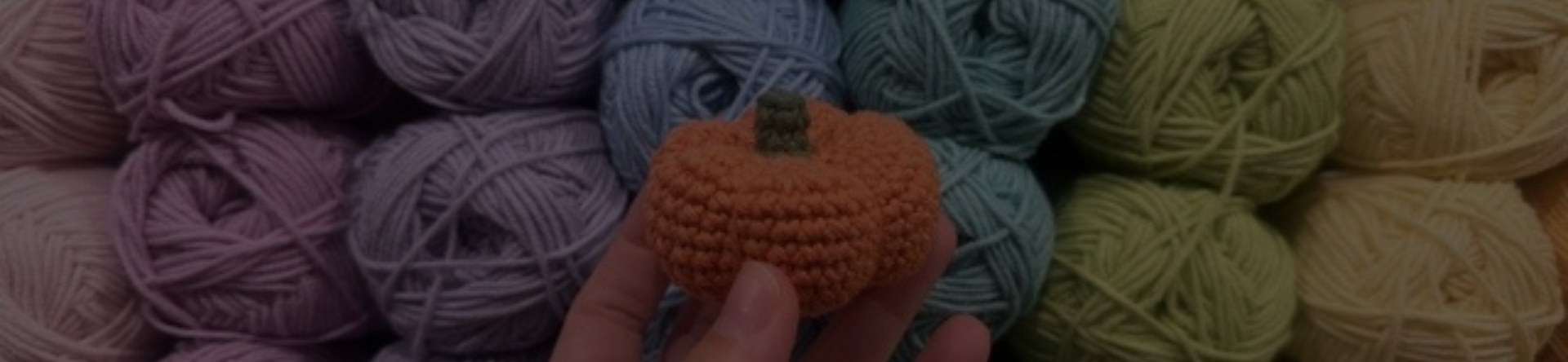 Corso Imperdibile di Amigurumi: Crea la Tua Zucca all’uncinetto