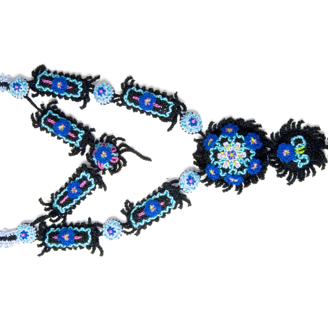 collier uncinetto